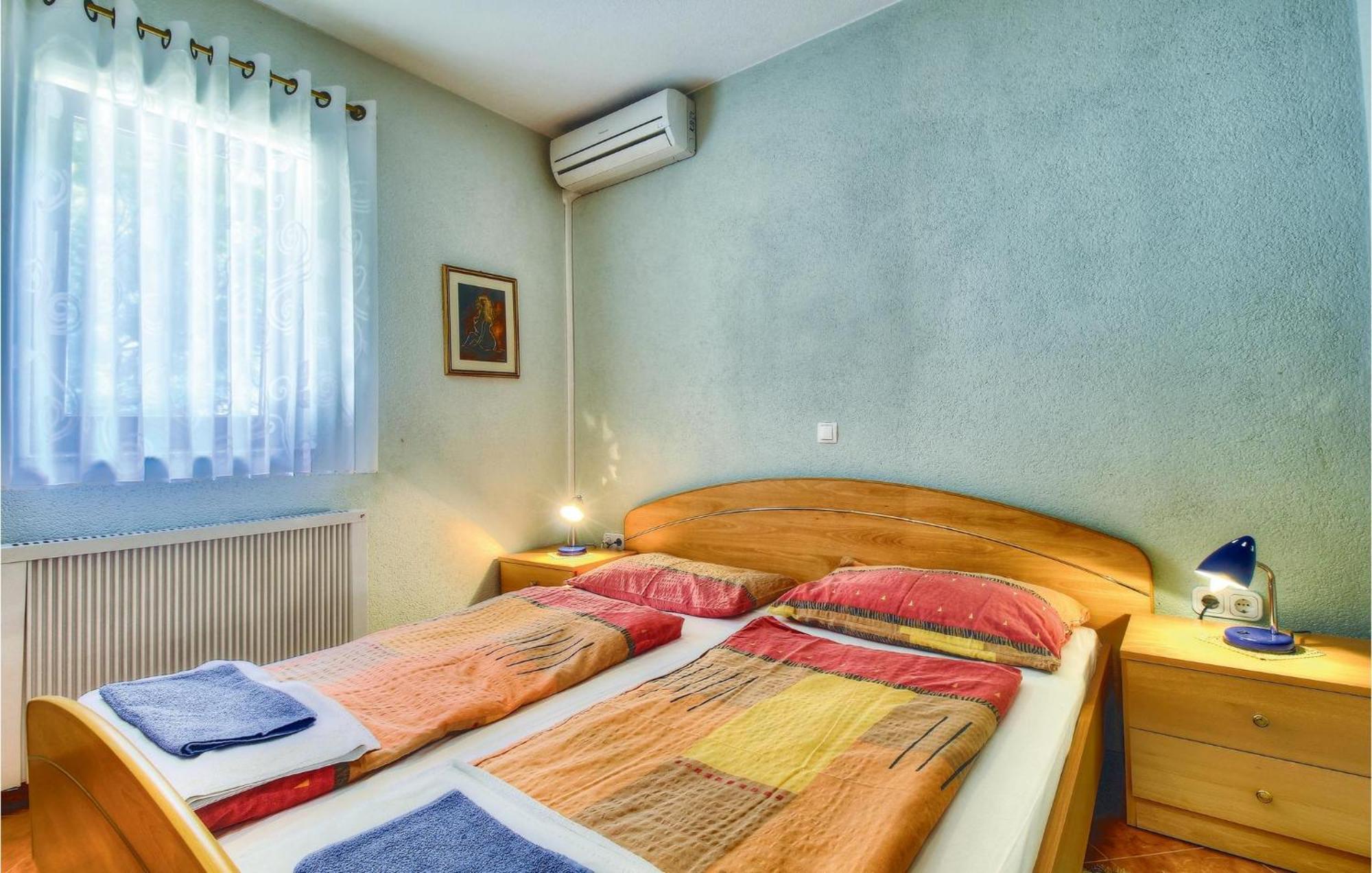 Amazing home in Buje with 3 Bedrooms, WiFi&Outdoor swimming pool Zewnętrze zdjęcie
